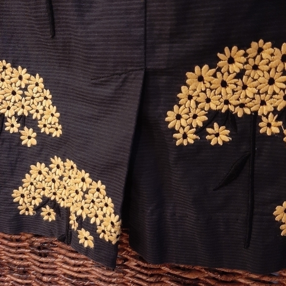 Anthropologie Floreat Size 4 Fennel Flower Embroidered Floral Pencil Skirt Black - Picture 6 of 11